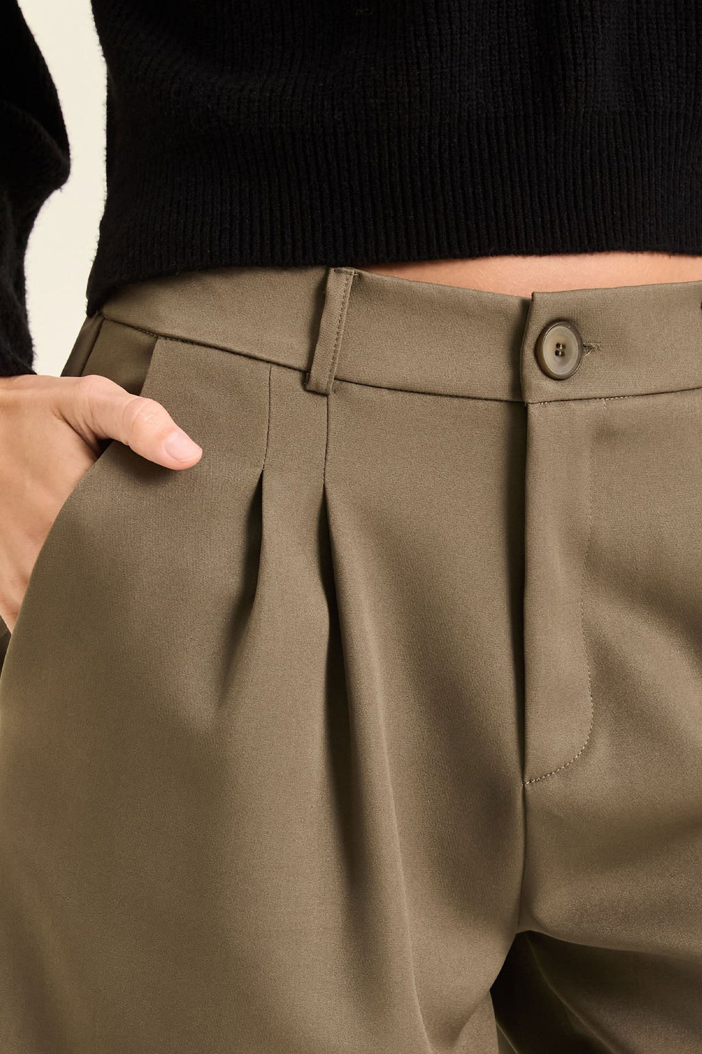 Bermuda Leigh