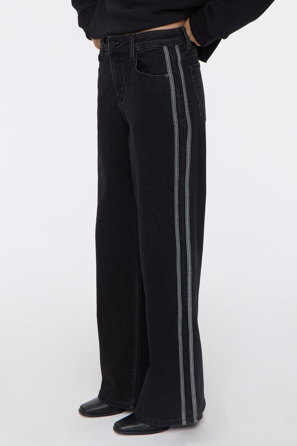 Wide Stripes Black