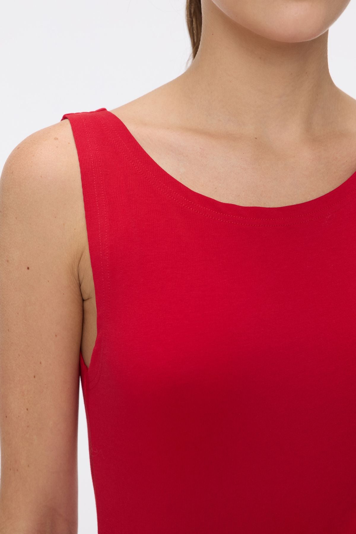 Musculosa Nina
