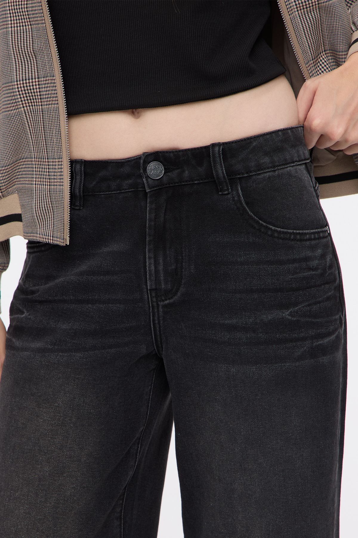 Wide Range Black