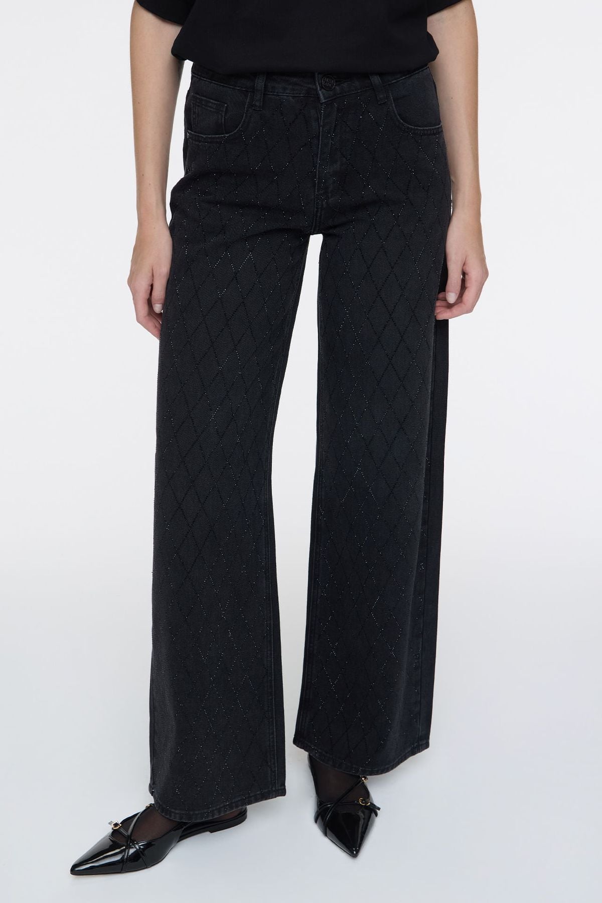 Wide Rombos Black