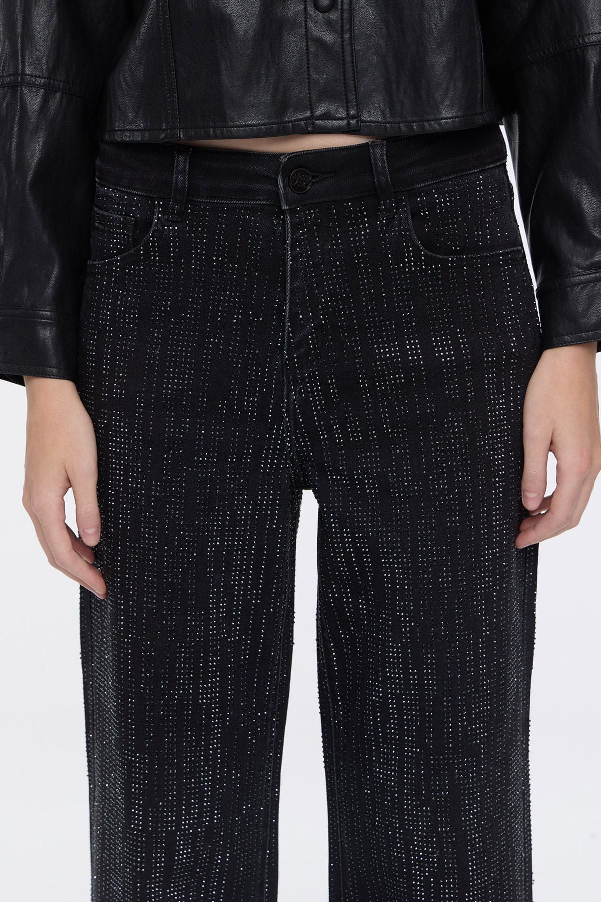 Straight Rain New Black