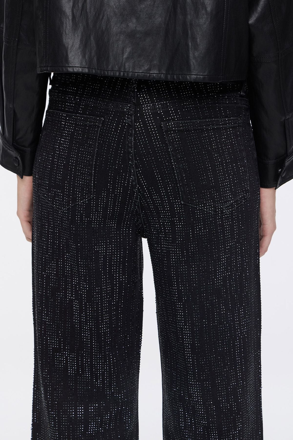 Straight Rain New Black