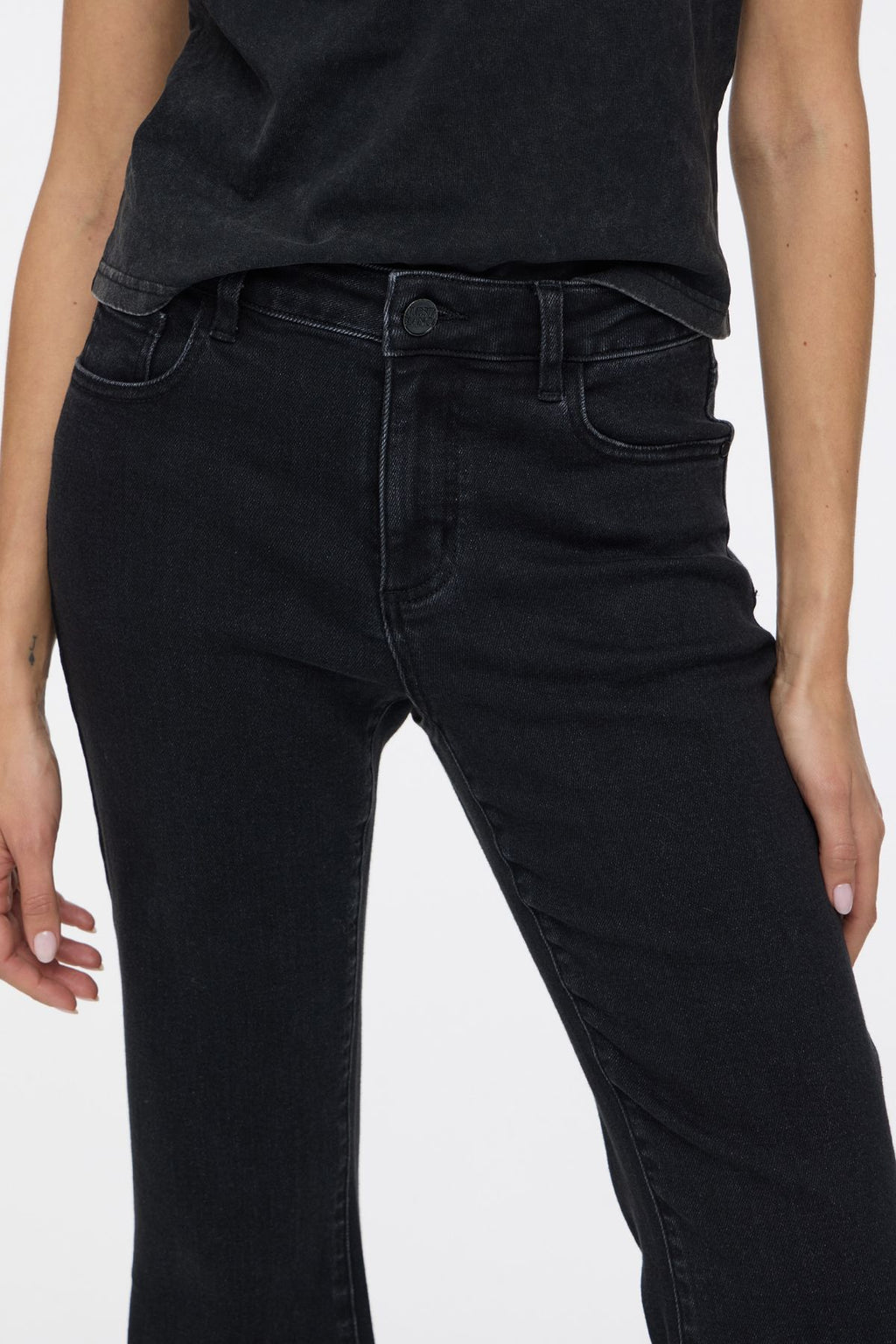 Oxford Flared Black