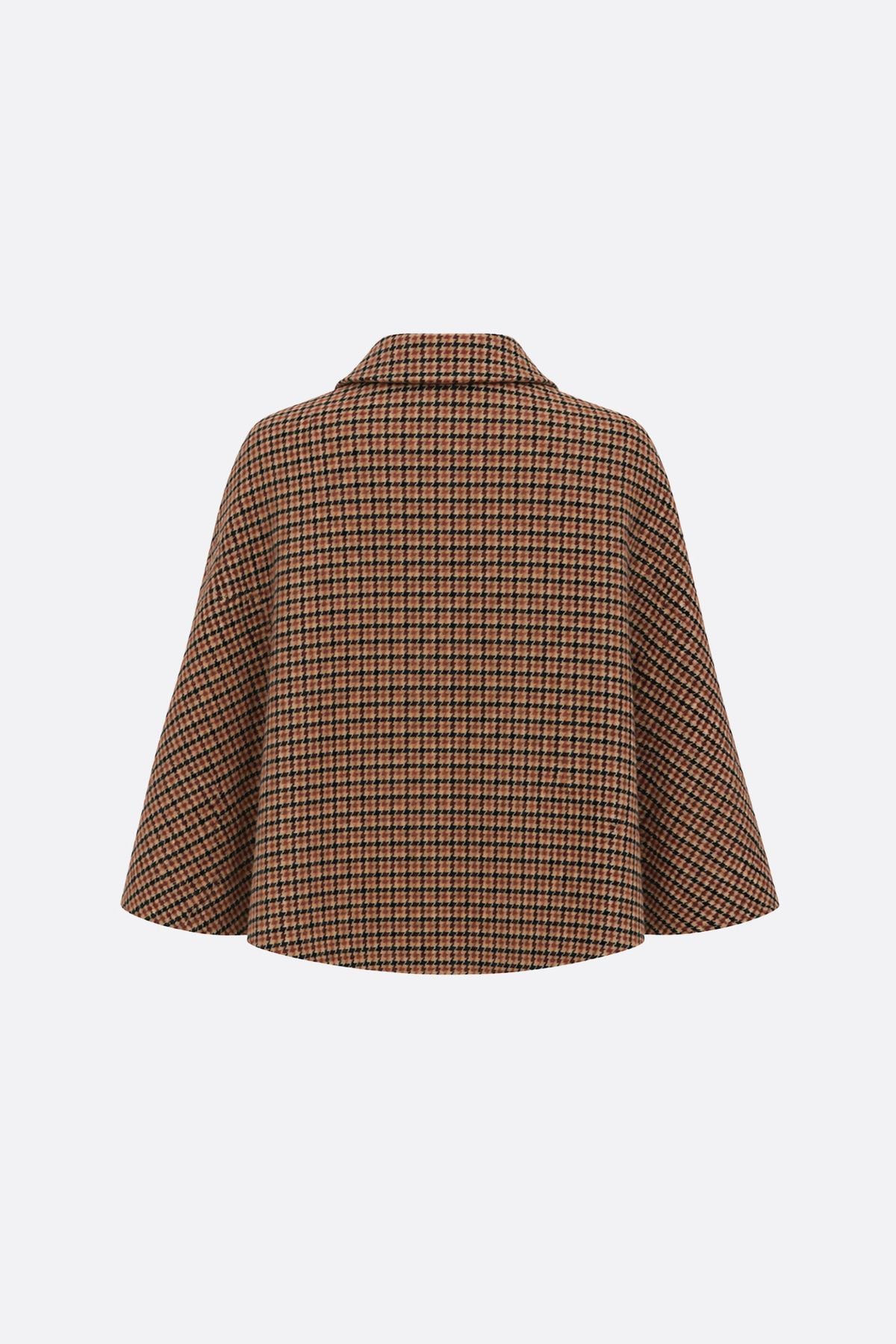 Capa Almond