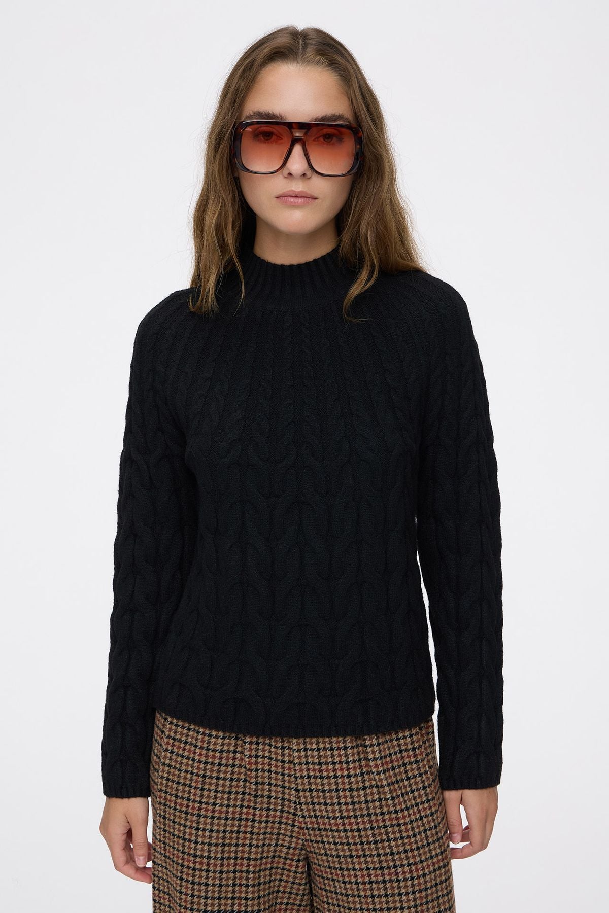 Sweater Dial